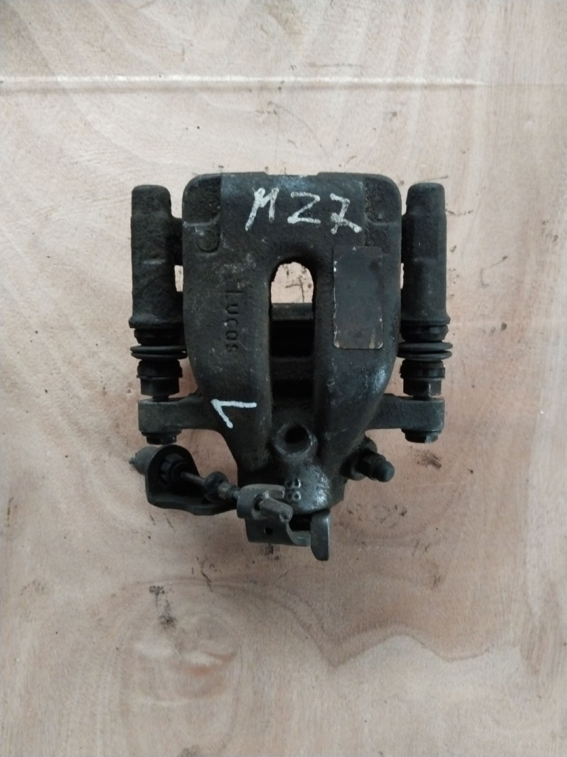 суппорт задний левый Citroen C3 Picasso 1 поколение 2009, 1.6 л., 5FW (EP6), бензин - фото №1