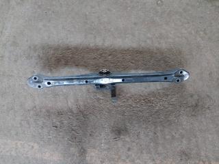 кронштейн КПП Volkswagen Touareg 1 поколение 2002, 2.5 л., BAC, дизель, МКПП, 7L6399227C