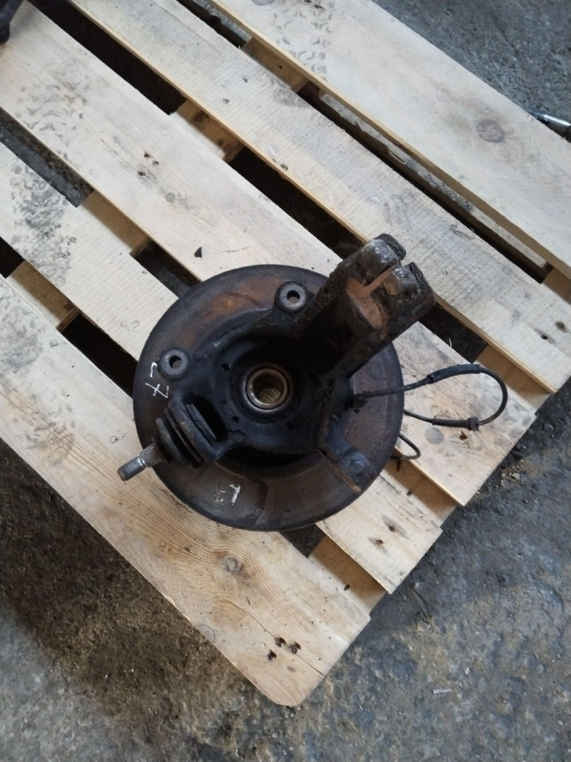 ступица передняя правая Ford Transit 7 поколение 2010, 2.2 л., дизель, МКПП - фото №1