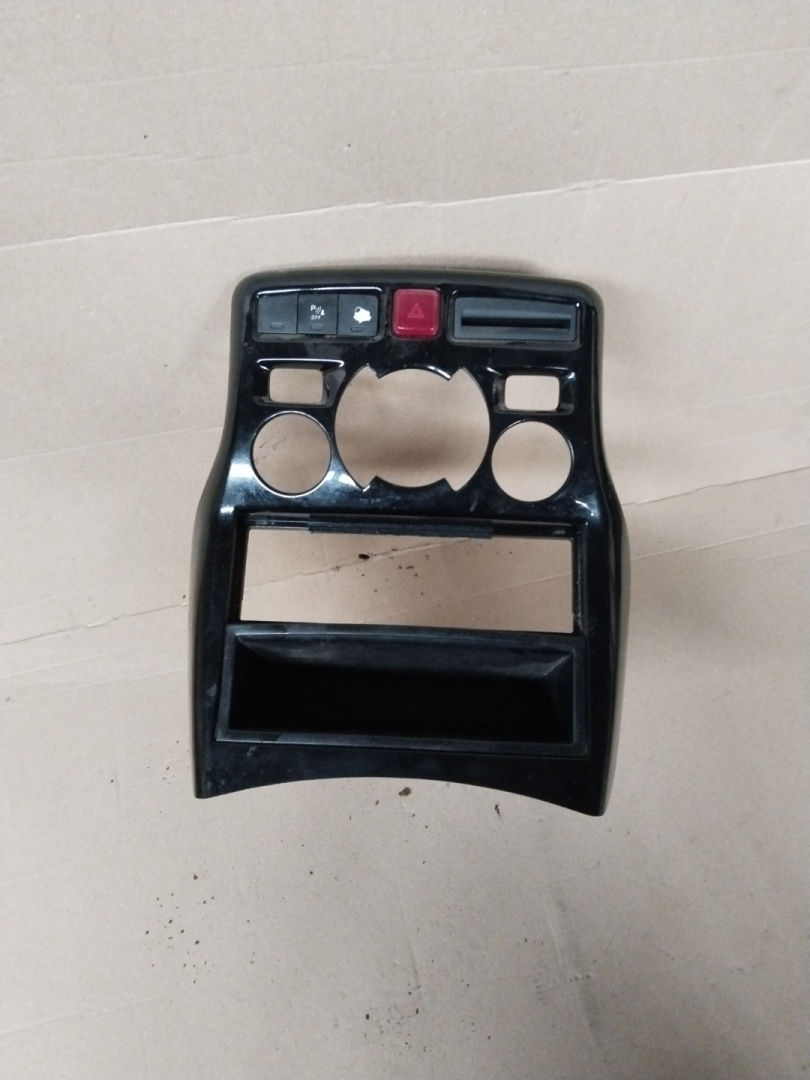 рамка под магнитолу Citroen C3 Picasso 1 поколение 2009, 1.6 л., 5FW (EP6), бензин, 96828914 - фото №1