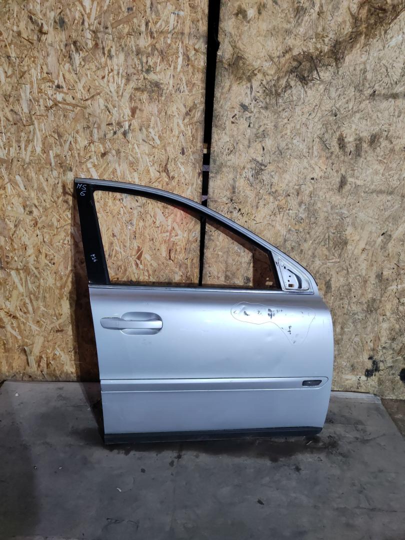 дверь передняя правая Volvo XC90 1 поколение 2003, 2.9 л., бензин, АКПП - фото №1