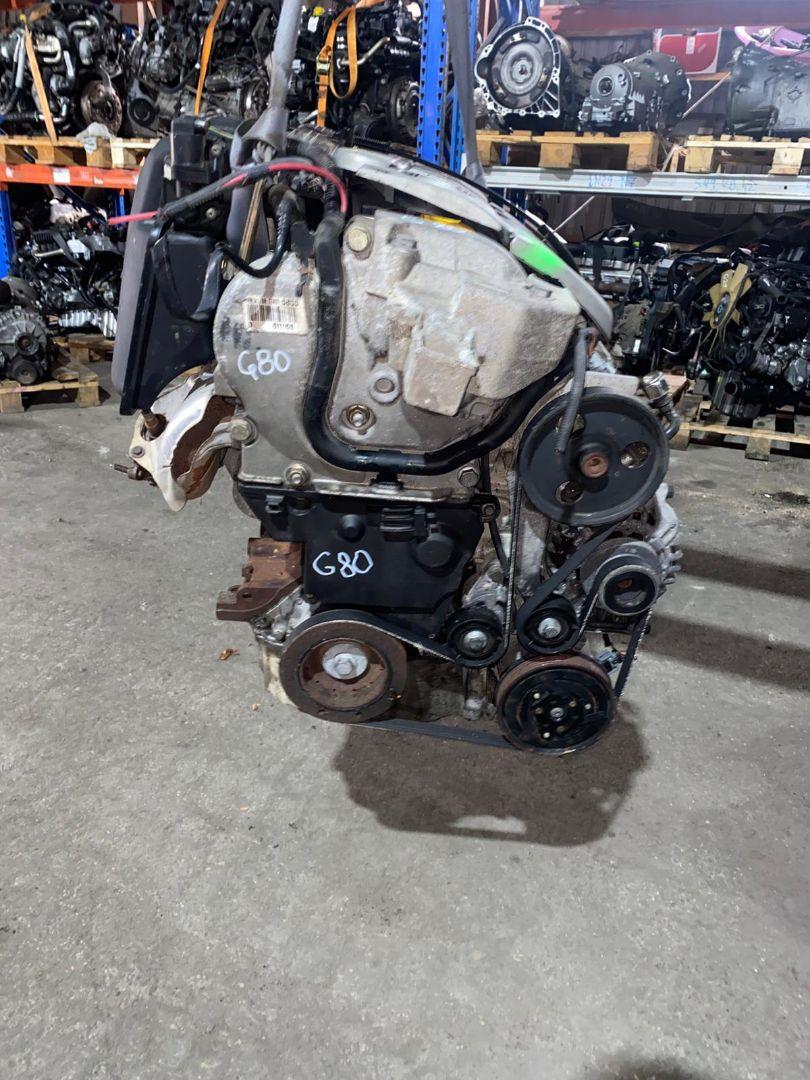 двигатель Renault Megane 2 поколение 2005, 1.6 л., K4M 700, бензин, K4M700 - фото №1