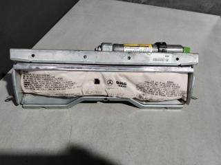 подушка безопасности коленная Mercedes-Benz C-Класс W204/S204 2008, 2.2 л., дизель, МКПП