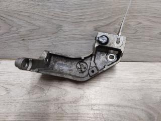 кронштейн ТНВД Renault Espace 4 поколение 2004, 1.9 л., F9Q 820, дизель, 8200157461