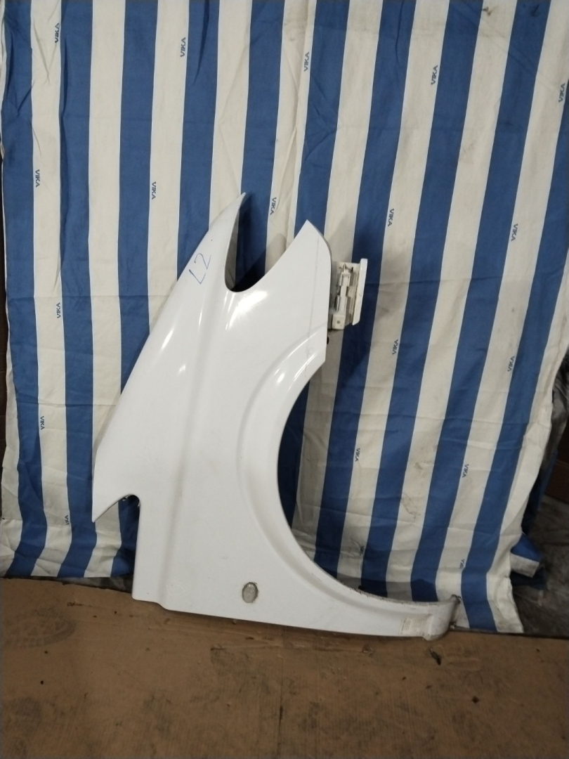 крыло переднее правое Mercedes-Benz Vito W639 2007, 2.2 л., OM 646.982, дизель, АКПП - фото №1