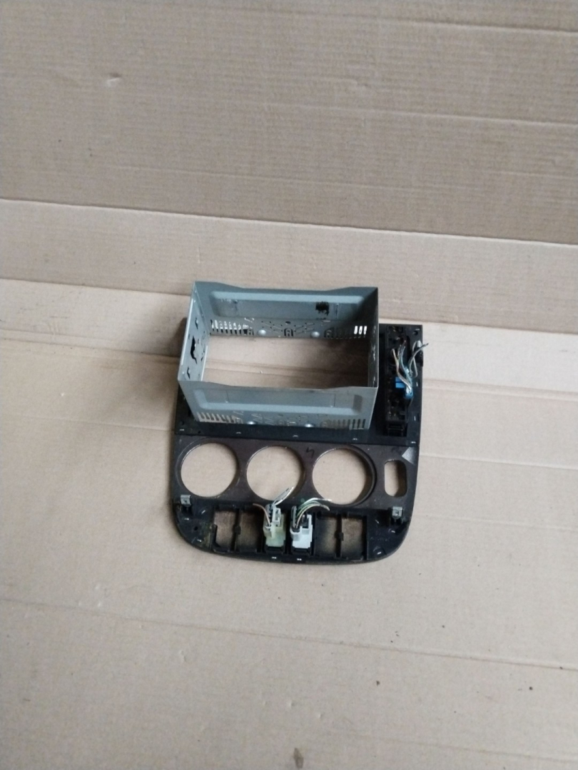 рамка под магнитолу Mercedes-Benz M-Класс W163 1999 - фото №1