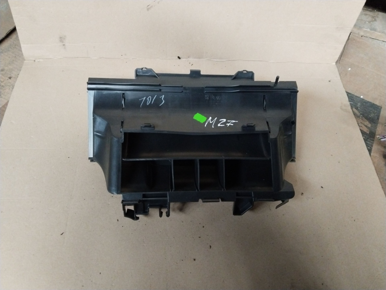 воздуховод печки Citroen C3 Picasso 1 поколение 2009, 1.6 л., 5FW (EP6), бензин - фото №1