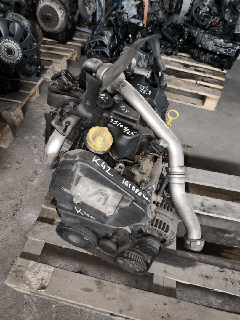 двигатель Renault Megane 2 поколение 2006, 1.5 л., K9K 732, дизель, K9K732 - фото №1