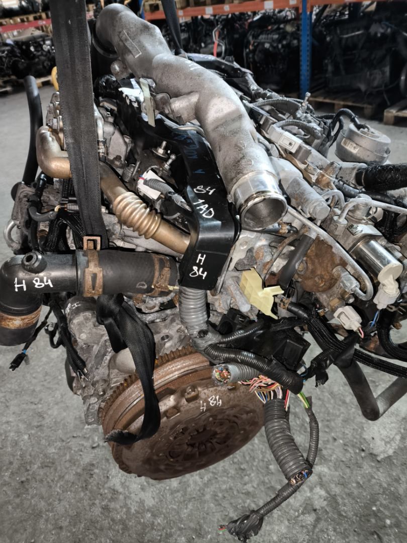 двигатель Toyota Auris 2 поколение 2013, 2.0 л., 1AD-FTV, дизель, 1AD-FTV - фото №1