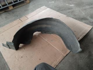 защита арок задняя правая (подкрылок) Mercedes-Benz E-Класс W210/S210 S210 1998, 2.2 л., OM 604.912, дизель, седан