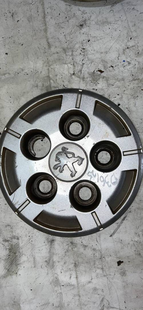 колпак колесный Peugeot Boxer 2 поколение 2006, 2.2 л., 4HU (P22DTE), дизель, МКПП - фото №1