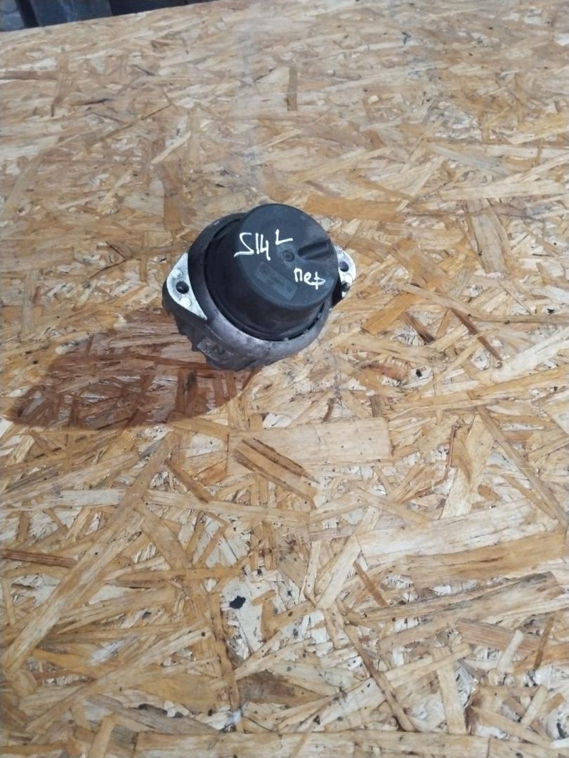 подушка крепления двигателя BMW 3 серия E90/E91/E92/E93 2007, 13981112 - фото №1