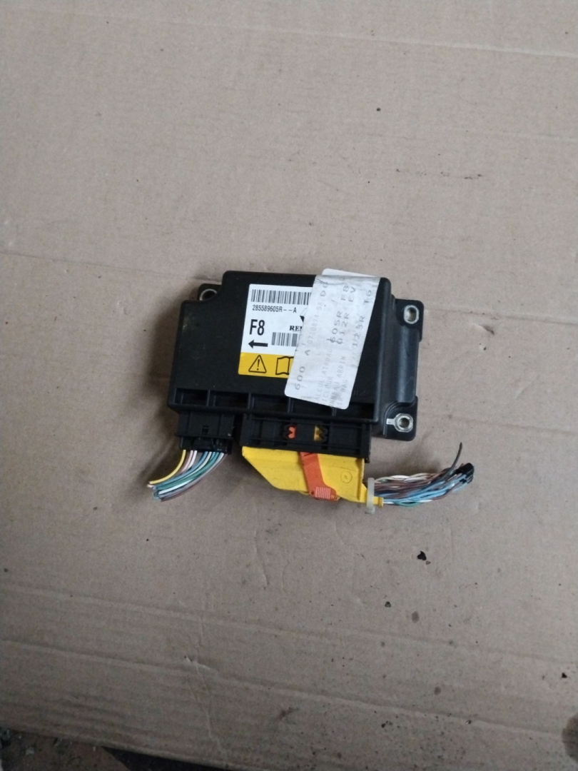 блок AirBag Renault Scenic 3 поколение 2009, 1.5 л., K9K 836, дизель, 6МКПП, хетчбэк 5 дв., передний привод - фото №1