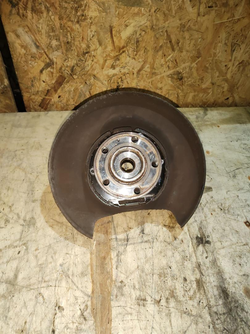 ступица задняя правая Volvo XC90 1 поколение 2003, 2.9 л., бензин, АКПП - фото №1