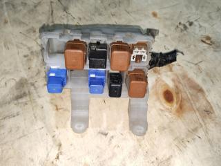 блок предохранителей Nissan X-Trail T30 2001, 2.2 л., YD22D, дизель