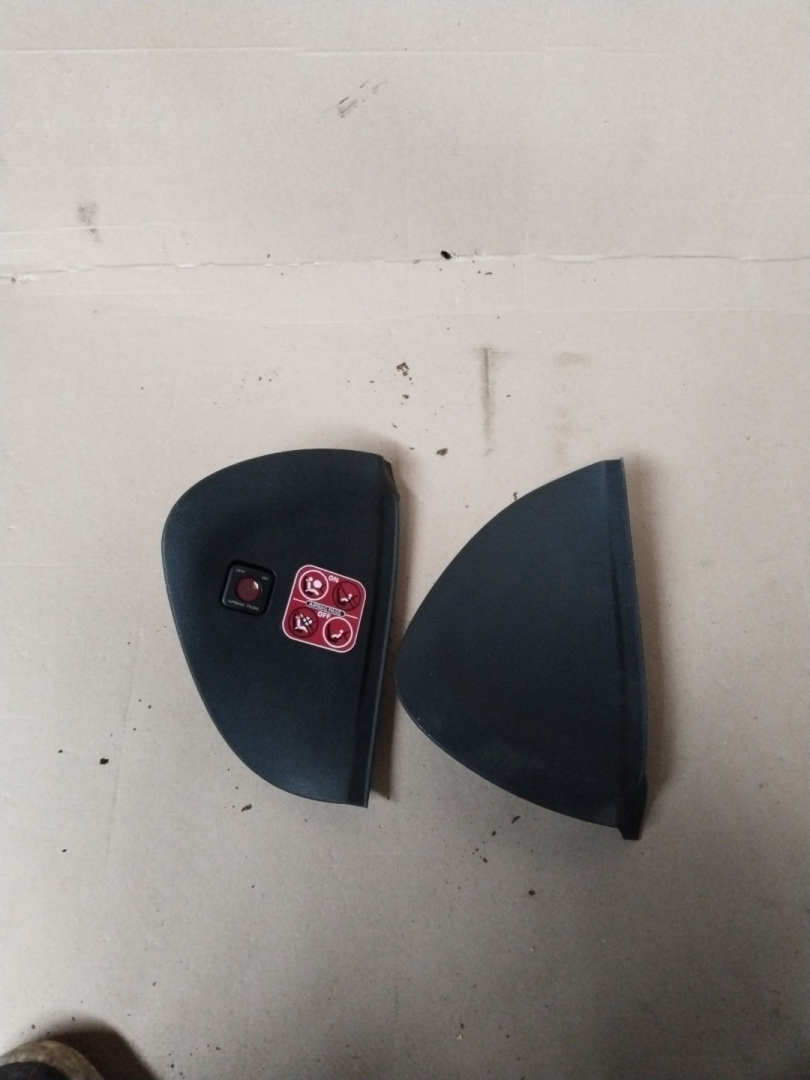 замок подушки безопасности Citroen C3 Picasso 1 поколение 2009, 1.6 л., 5FW (EP6), бензин - фото №1