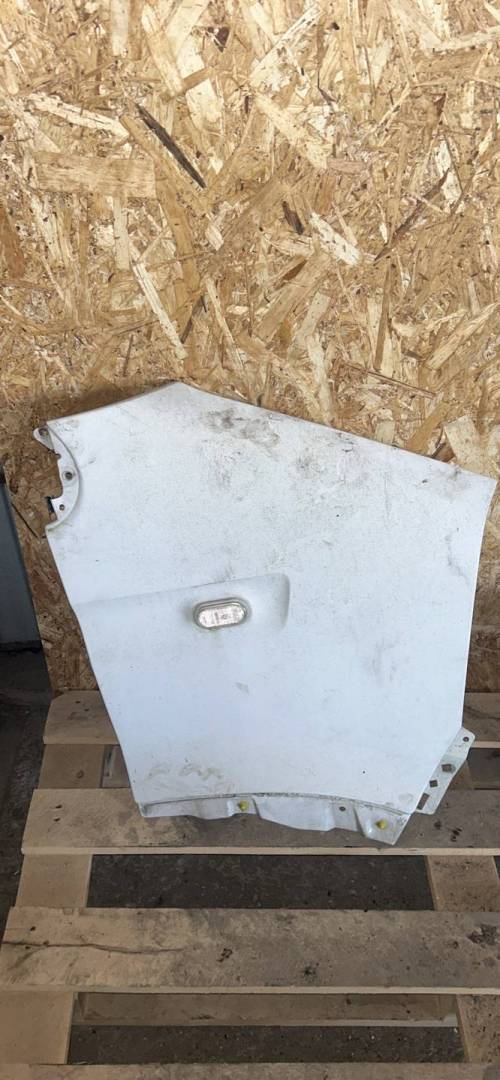 крыло переднее правое Renault Master 2 поколение 2003, 3.0 л., ZD3 202, дизель, МКПП - фото №1