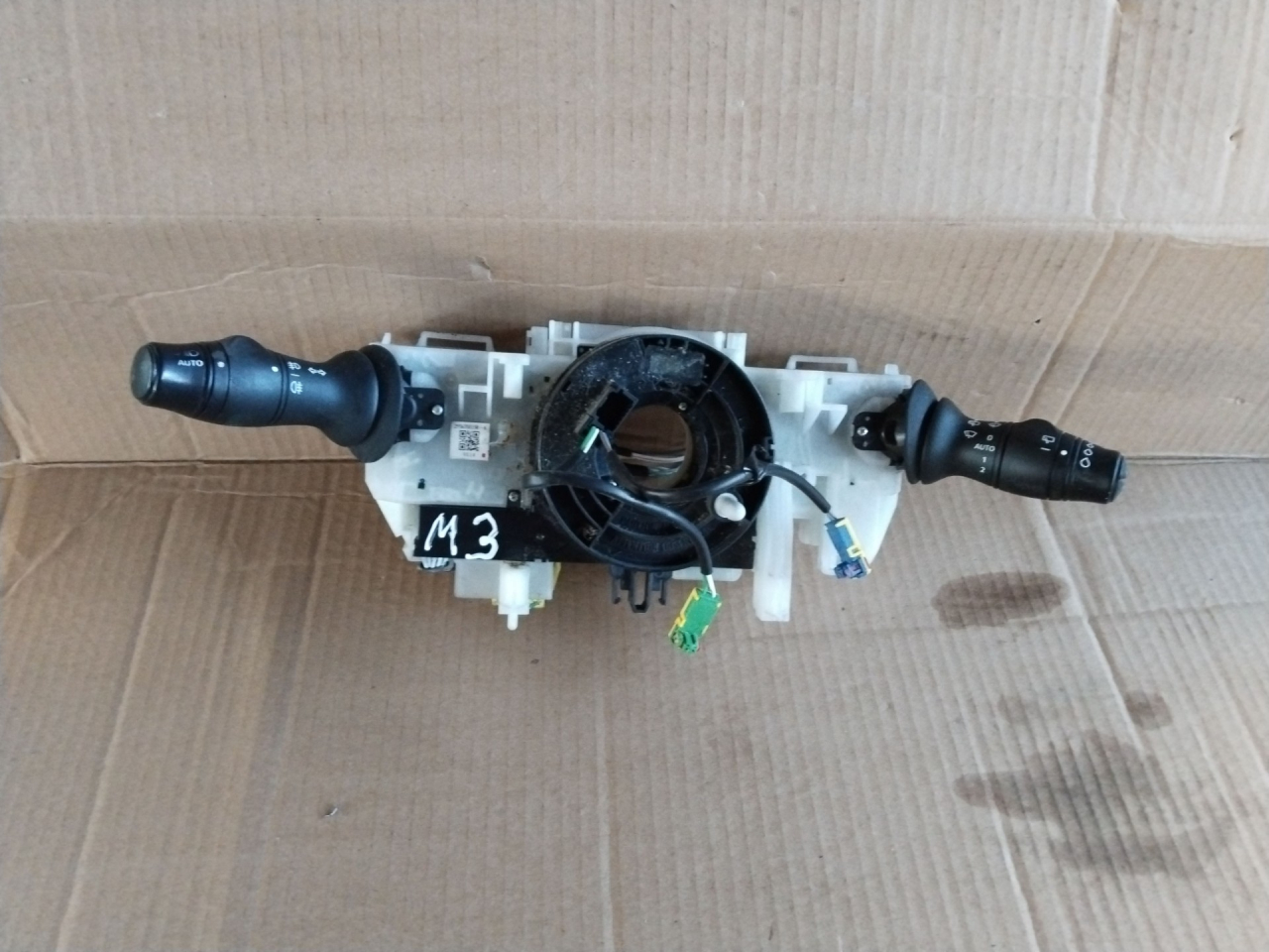 переключатель подрулевой (стрекоза) Renault Scenic 3 поколение 2010, 2.0 л., M4R 711, бензин, АКПП - фото №1