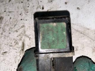 блок управления вентилятором (реле) Mazda Premacy 1 поколение (1999 - 2001)