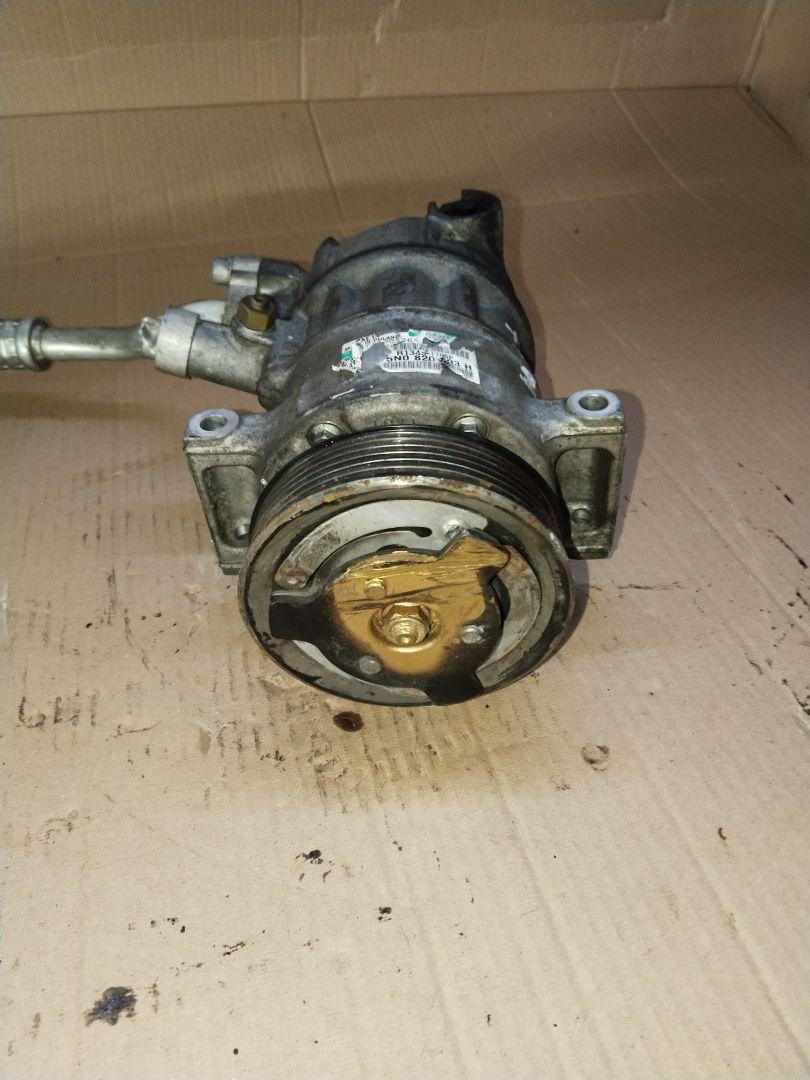 компрессор кондиционера Volkswagen Golf 6 поколение 2012, 2.0 л., CFGB, дизель - фото №1