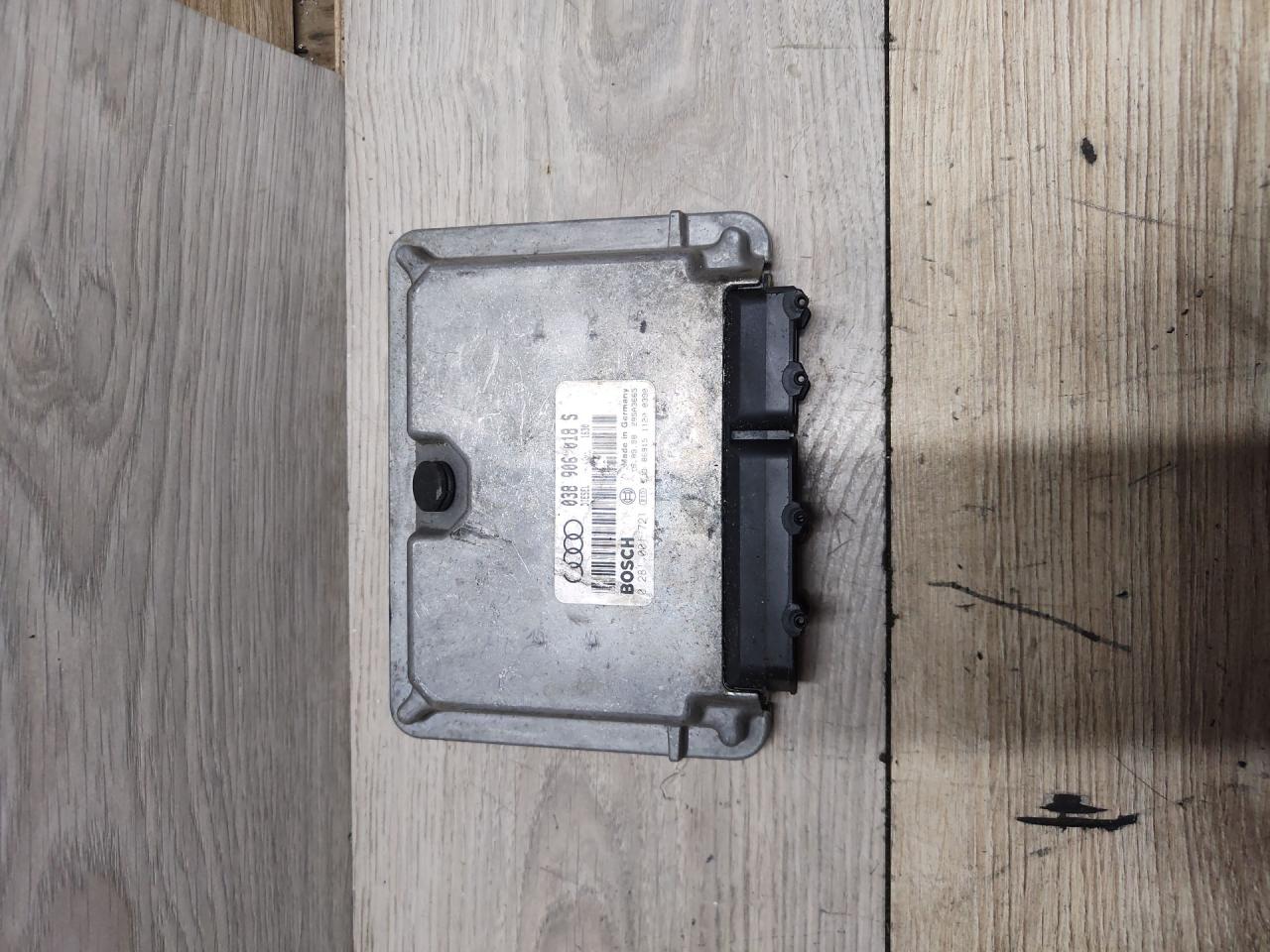 блок управления двигателем Audi A4 B5 1998, 1.9 л., AFN, дизель, AFN, 0281001721, 038906018S - фото №1