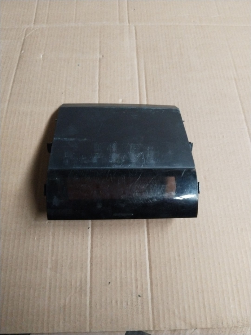 бардачок Toyota Prius 2 поколение 2005, 1.5 л., 1NZ-FE, бензин - фото №1