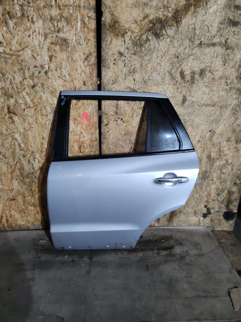 дверь задняя левая Hyundai Santa Fe 2 поколение (CM) 2007, 2.2 л., D4EB, дизель, АКПП - фото №1