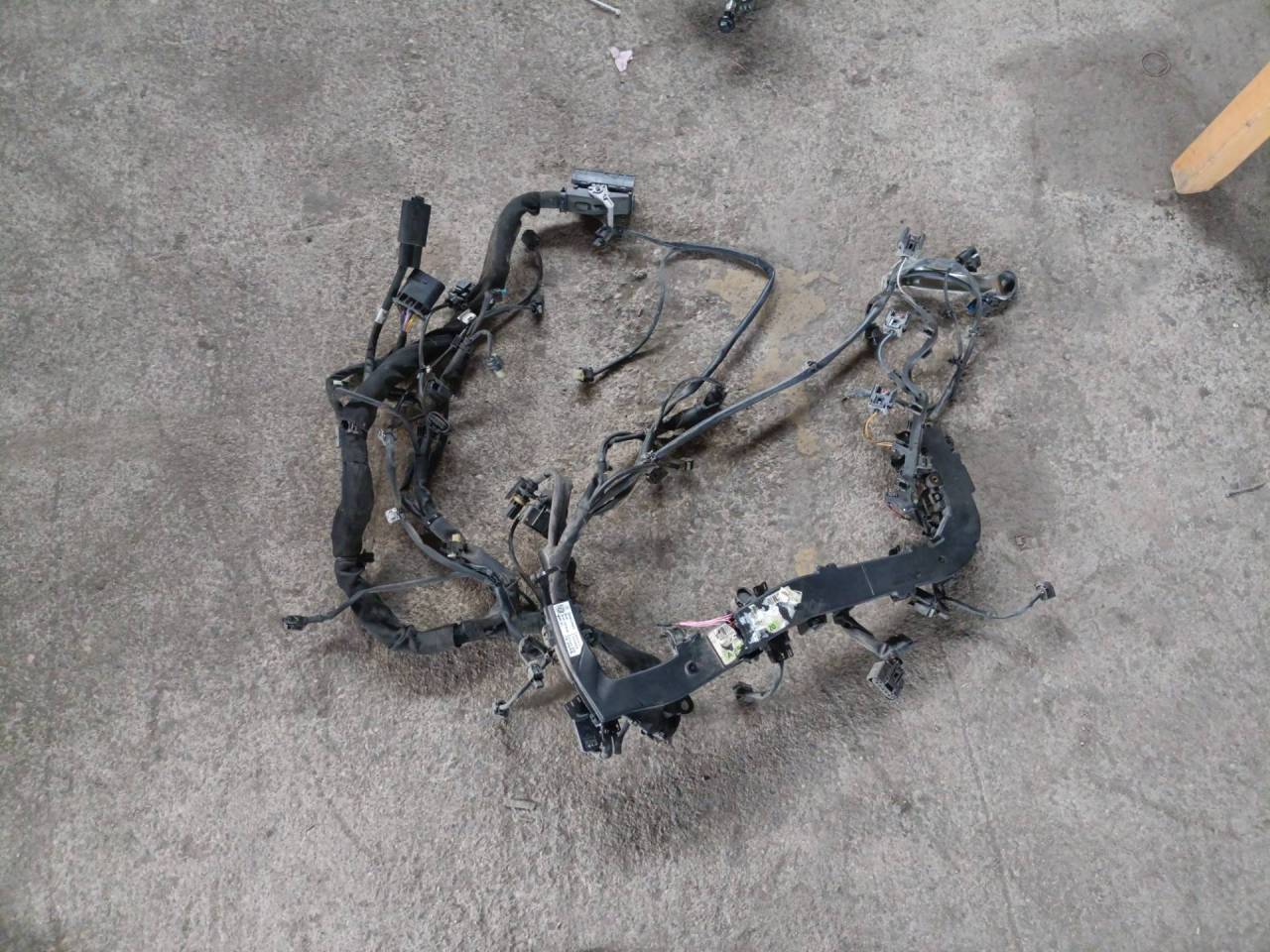 проводка двигателя Mercedes-Benz Vito W447 2016, 2.1 л., OM 651.950, дизель, A6510101826 - фото №1