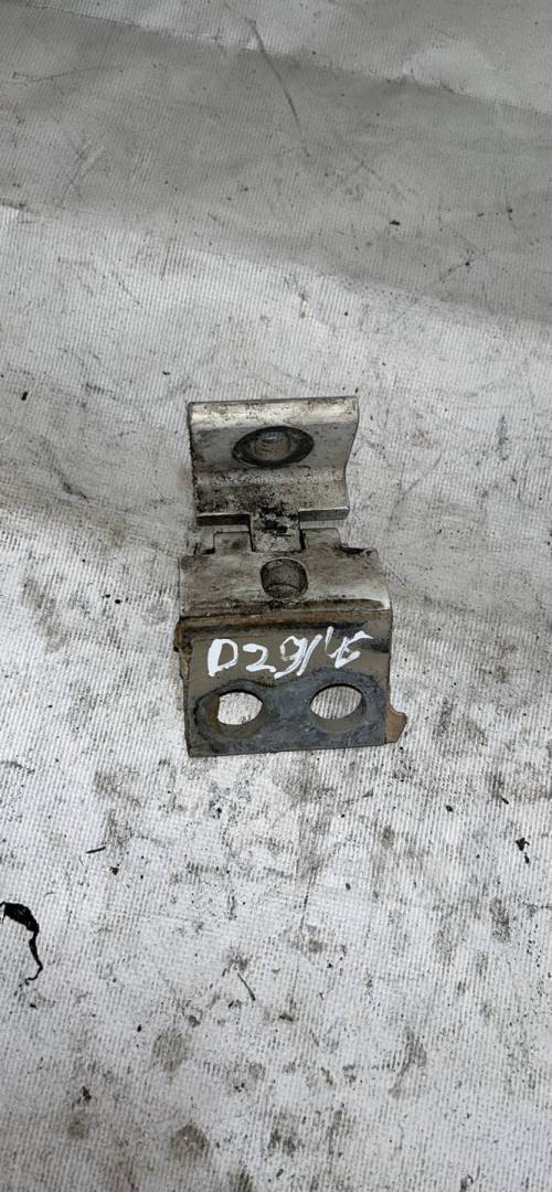 петля двери Volkswagen Transporter T4 2002, 2.5 л., AYY, дизель, МКПП - фото №1