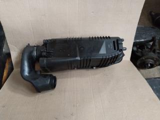 корпус воздушного фильтра Mercedes-Benz C-Класс W204/S204 2009, дизель, A6460902001