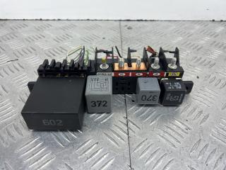 блок реле Audi A6 4B/C5 [рестайлинг] (2001 - 2004), 2.4 л., BDV, бензин, МКПП, универсал, 8L0941822A