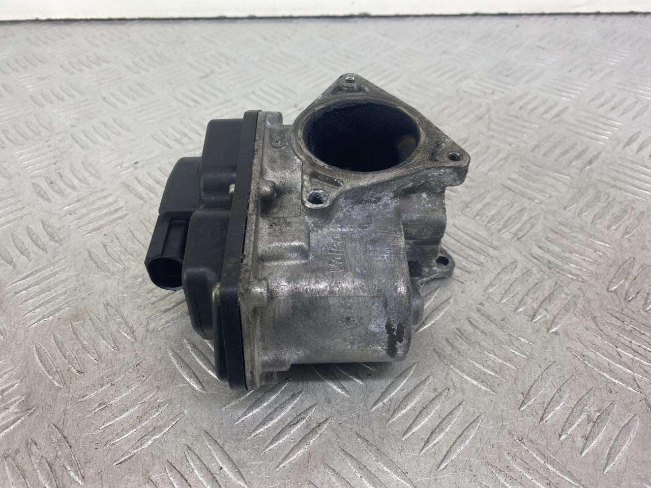 клапан EGR Volkswagen Passat B6 (2005 - 2010), 2.0 л., дизель, универсал, 03G131501, 216035358 - фото №1