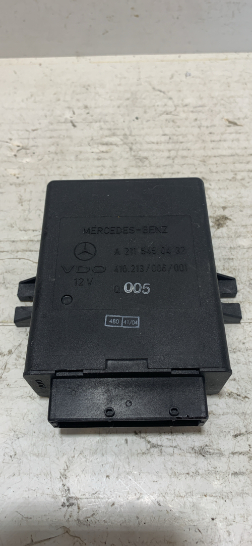 блок управления подвеской Mercedes-Benz E-Класс W211/S211 2004, 3.2 л., OM 648.961, дизель, АКПП, черный, универсал, задний привод, A2115450432 - фото №1
