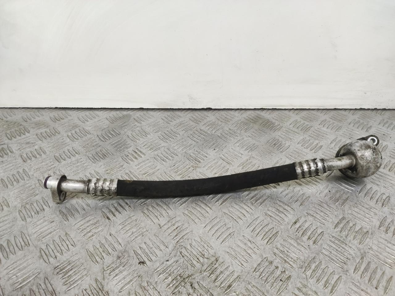 трубка кондиционера Mercedes-Benz Sprinter 2 поколение (W906) (2006 - 2014), 2.1 л., OM 651.955, дизель, МКПП, зеленый, задний привод - фото №1