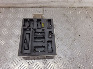 блок предохранителей Ford Focus 1 поколение 2001, 1.6 л., FYDC, бензин, МКПП, хетчбэк 3 дв., передний привод, 518273404, 5M5T14A073BE