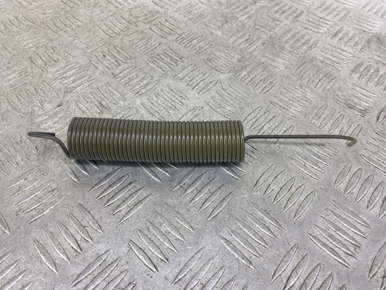 пружина крышки багажника Mercedes-Benz E-Класс W213/S213/C238/A238 (2016 - 2020), 2.0 л., OM 654.920, дизель, АКПП, серый, седан, задний привод - фото №1