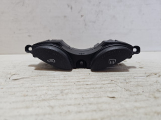 кнопка обогрева заднего стекла Ford Focus 1 поколение 2000, 1.4 л., FXDC, бензин, МКПП, серебро, хетчбэк 3 дв., передний привод, 98AG18C621AG