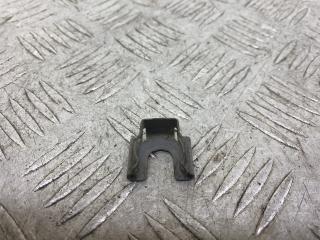 крепление форсунки Ford Fiesta 4 поколение [рестайлинг] (1999 - 2002), 1.3 л., JJA, бензин, МКПП, передний привод