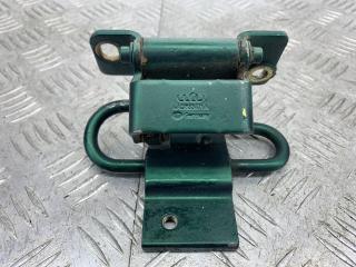 петля двери Audi A4 B5 1997, 1.6 л., AHL, бензин, МКПП, универсал, 4A0833411A