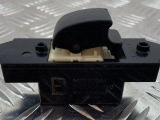 кнопка стеклоподъемника двери задней правой Mitsubishi Lancer 10 поколение (2007 - 2010), MR587944, C8DD411MB