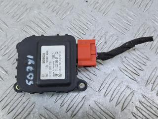 моторчик заслонки печки Volkswagen Passat B5 1998, 1.6 л., AHL, бензин, МКПП, серебро, универсал, передний привод, 8D1820511B, 0132801116