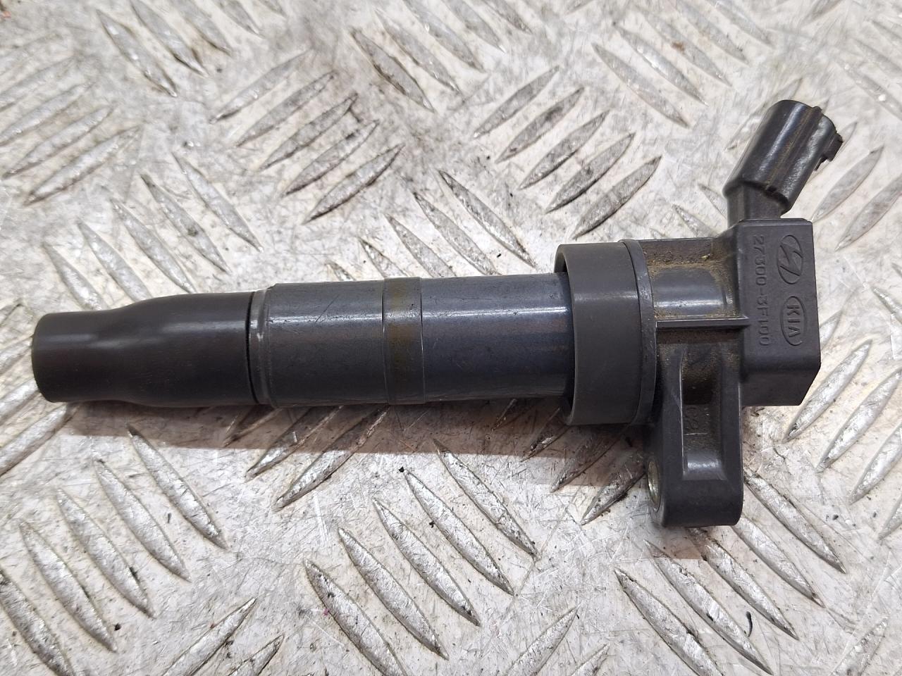 катушка зажигания Kia Sorento 2 поколение (2009 - 2012), 2.4 л., бензин, 27300-3F100 - фото №1