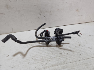 электромагнитный клапан Ford Mondeo 1 поколение 1994, 1.8 л., бензин, МКПП, черный, хетчбэк 5 дв., передний привод, 92AB9H465AA