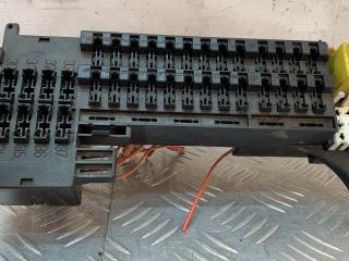 блок предохранителей Mercedes-Benz SLK-Класс R170 2000, 2.0 л., M 111.958, бензин, АКПП, черный, кабриолет, задний привод