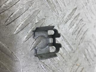 крепление форсунки Peugeot 406 1 поколение [рестайлинг] 2001, 3.0 л., бензин, МКПП, синий, универсал, передний привод