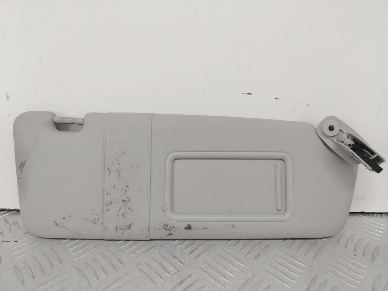козырек солнцезащитный Audi A4 B7 2006, 1.8 л., BFB, бензин, МКПП, универсал, 8E02857552 - фото №1