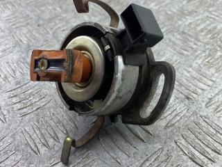распределитель зажигания (трамблёр) Volkswagen Polo 2 поколение 1990, 1.0 л., бензин