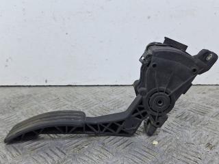 педаль Nissan Terrano D10 (2014 - 2026), 74588900