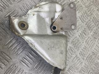 тепловой экран глушителя Skoda Octavia 3 поколение (A7) 2016, 1.4 л., CZDA, бензин, хетчбэк 5 дв., передний привод, 04E253041F