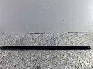 Уплотнитель стекла Skoda Octavia 3 поколение (A7) 2016, 1.4 л., CZDA, бензин, хетчбэк 5 дв., передний привод, 5E0837479480